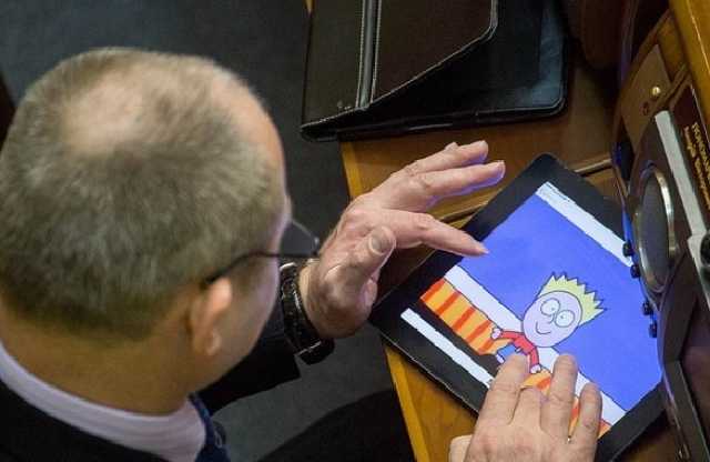 Полсотни нардепов проигнорировали 90% голосований Рады за сессию