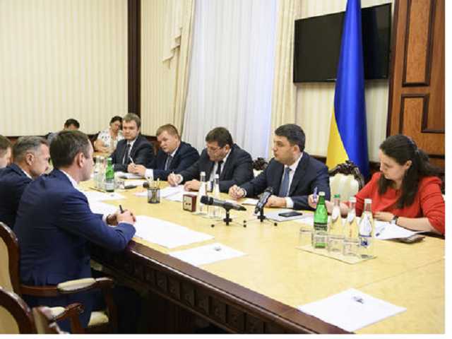 Гройсман сообщил водителям обнадеживающие данные