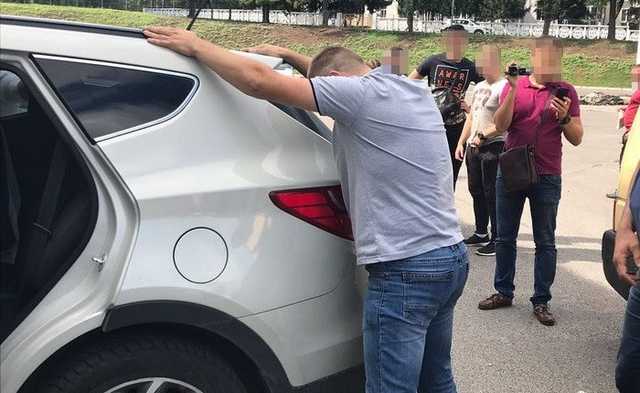 СБУ задержала чиновника архитектурно-строительной инспекции, вымогавшего $4 тысячи