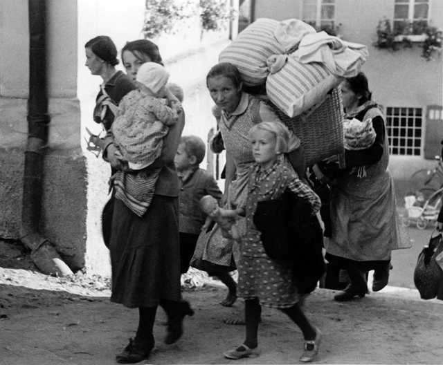 Сумна доля путінських референдумів із гітлерівсько-сталінськими цифрами