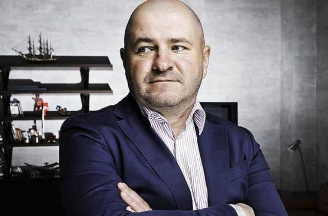 Кому принадлежит бизнес Кирилла Подольского