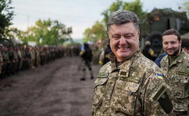 Кравчук обвинил Порошенко в некомпетентности в военных вопросах