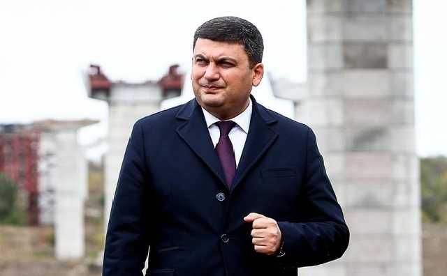 Кабмин потратит более 12 млн грн на политическую рекламу Гройсмана