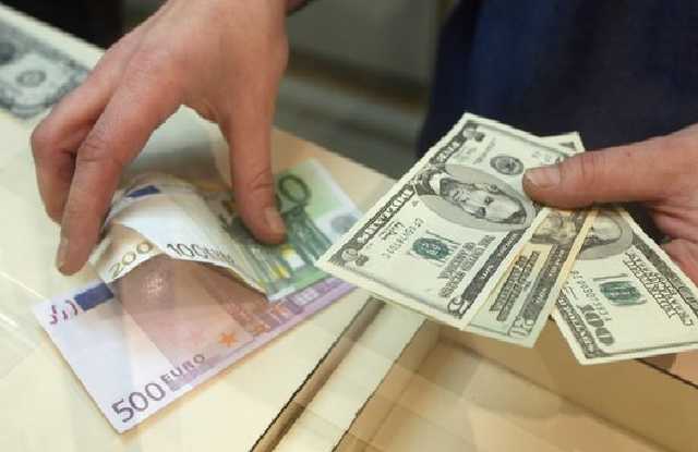 Доллар и евро в Украине подорожали