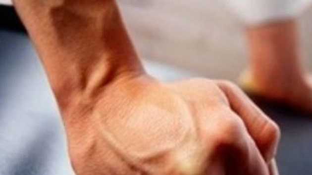 Не давал покоя детям и девушкам: в Киеве устроили самосуд над мужчиной