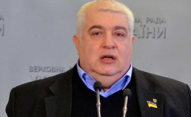 Нардеп заявил, что владельцы авто на еврономерах «бесятся с жиру»