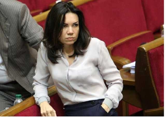 Громадський рух «Чесно» заявляє, про тиск з боку народної депутатки від Народного Фронту