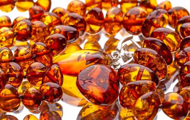 Чи змінилось щось у житті копачів, які займаються нелегальним видобутком бурштину?