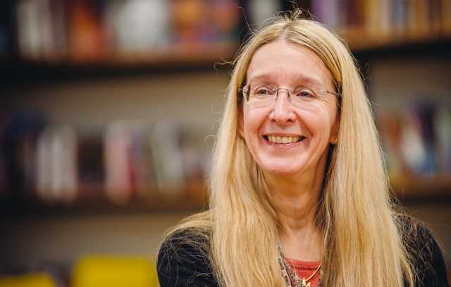 Супрун рассказала, почему лучше загорать трезвым, с детьми и без сметаны