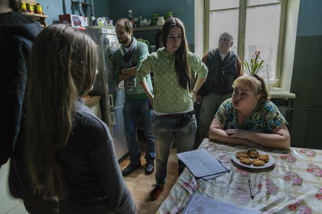 У Києві матір-алкоголічка зробила з доньки вбивцю