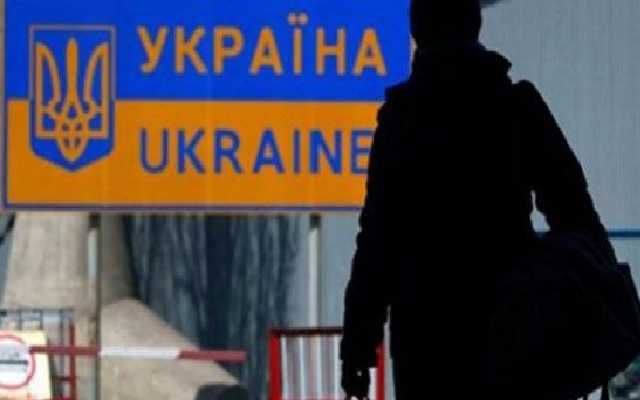 "Уезжают не мозги": бизнесмен пояснил, как заробитчане помогают экономике Украины