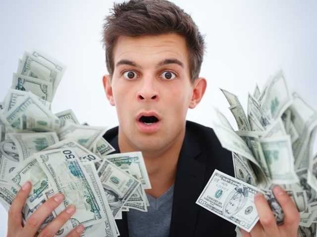 Нацбанк теряет валютные резервы и приблизился к критической отметке