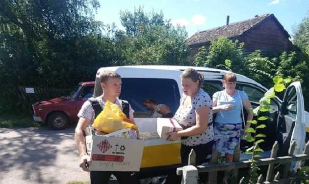 В Черниговской области возмущены экспериментом с передвижными отделениями "Укрпочты"