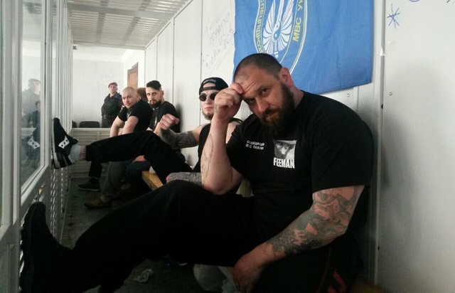 Двох працівників Лук’янівського СІЗО відсторонили через допомогу екс-«торнадівцям»