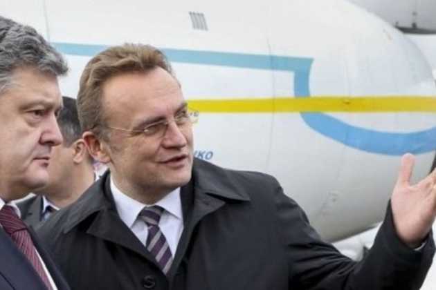 Садовый написал письмо Порошенко: Закарпатье отрезали от Украины