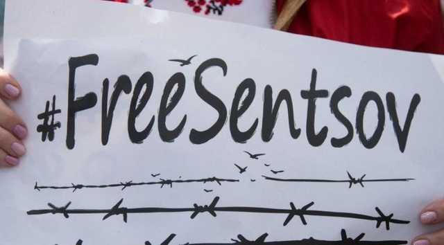 Российской правозащитнице разрешили посетить колонию, где незаконно удерживают Сенцова