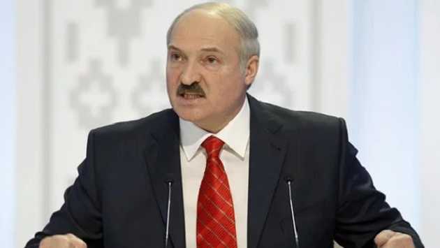 Лукашенко сменит руководство правительства Беларуси за "пофигистское отношение" к его поручениям