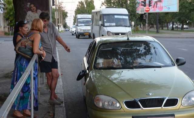Сбил женщину с ребенком: в Николаеве очевидцы ДТП устроили самосуд