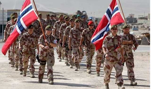 США перебрасывают морпехов к границе с Россией