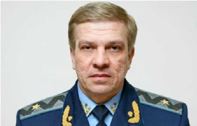 Former Kyiv prosecutor helps his godfather seize someone elses business