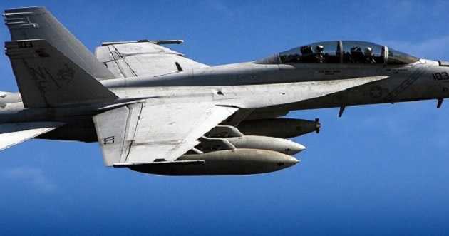 Над Киевом летают истребители: что говорят в Минобороны