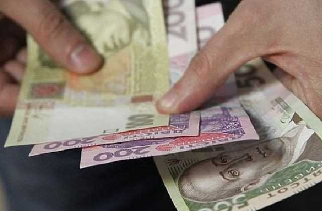 В августе в Украине профинансировано лишь половина необходимой суммы на выплату пенсий