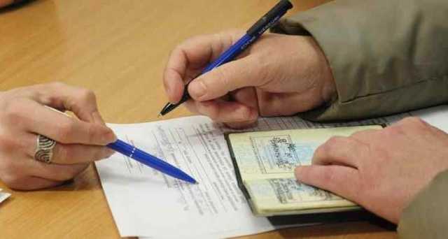 Как украинцам получить субсидию по новым правилам: все что нужно знать