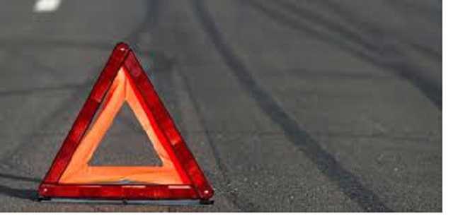 В Сумах полицейский сбил двух пешеходов на переходе