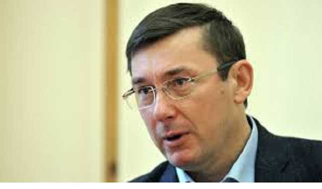 Журналіст нагадав Луценку, як він особисто привів в прокуратуру контрабандиста Сердюка