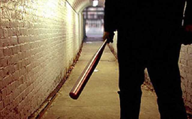 В Киеве задержали злоумышленников, напавших с ножом на подростков