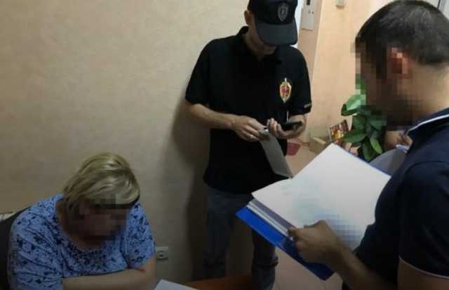 В Одесі викрили начальницю БТІ, яка брала хабарі по $10 тисяч