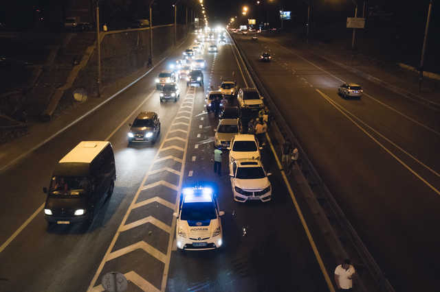 В Киеве на проспекте Победы столкнулись 7 машин: есть пострадавшие