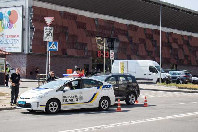   Mitsubishi      Prius