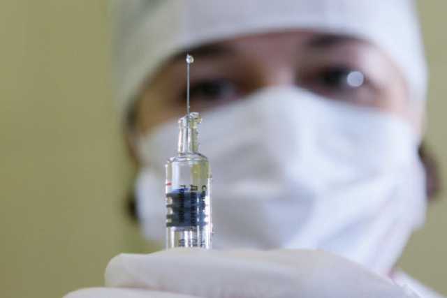 Посинел от кашля: Младенец умер от коклюша во Львовской области