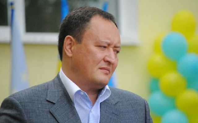 НАБУ ревізує 60 рахунків сім’ї голови Запорізької ОДА, «перевертня» Костянтина Бриля