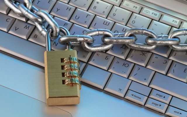 Проект закона о внесудебной блокировке сайтов снова внесли в повестку комитета Рады