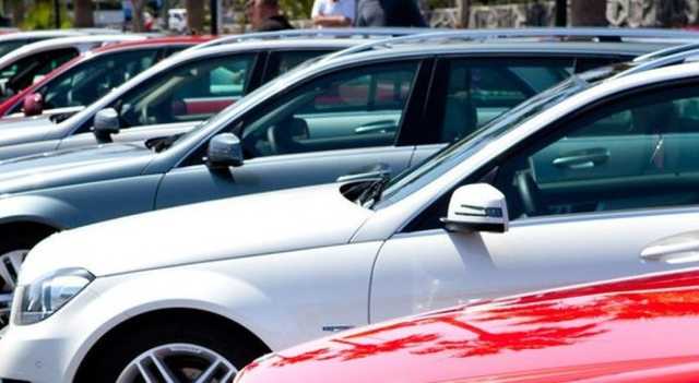 Пытался спрятать два Lexus: в Днепре депутата поймали на хитрой схеме