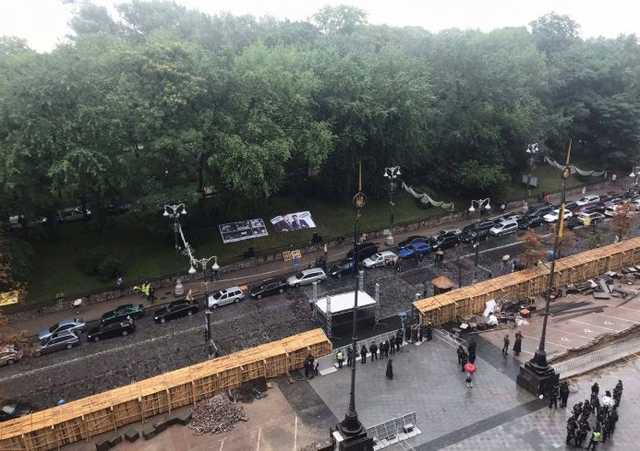 Что Рада готовит владельцам нерастаможенных автомобилей