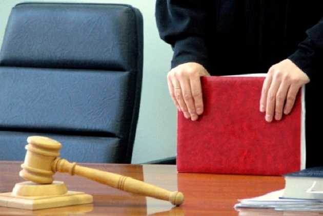 В Соломенский суд Киева перевели коррупционерку из Донецкой области