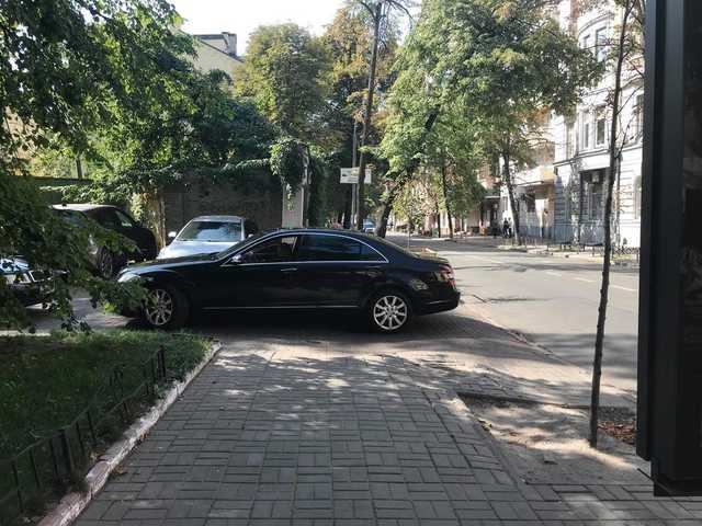 ’’Законодатель не знает законов!’’ В Киеве известная экс-нардеп угодила в скандал