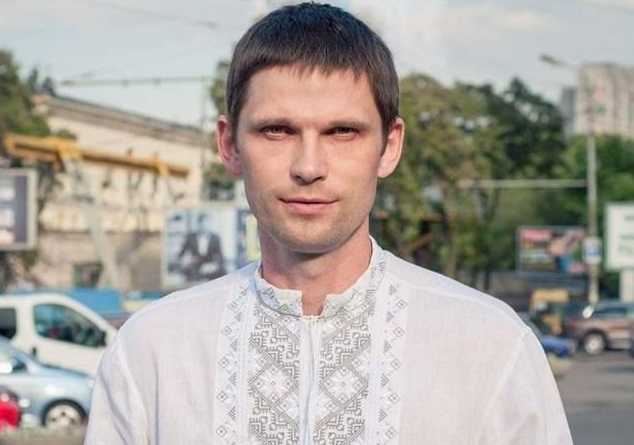 Двое злоумышленников посреди улицы избили экс-бойца батальона "Днепр-1"