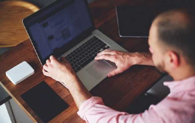 "Удаленка" по-лугански: сколько в "республике" зарабатывают фрилансеры