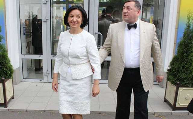 Гереги покупают “Карпаты” у Дыминского и Коломойского