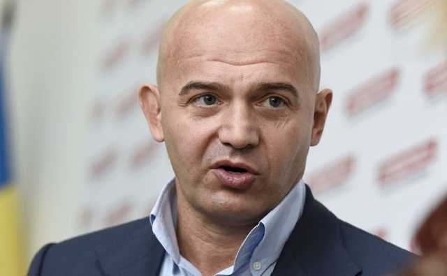 «Смотрящего» от Порошенко вызвали на допрос в НАБУ