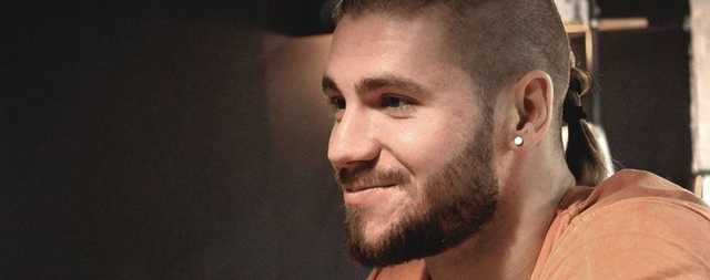 Блогера Ананьева отпустили на поруки депутата