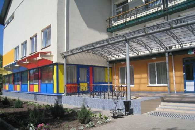 Отравление в детском лагере под Киевом: 8-летняя девочка скончалась, не выходя из комы