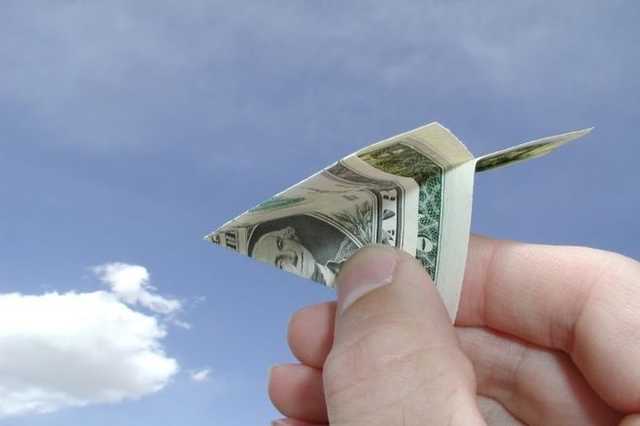 Самолеты с деньгами полетят по Украине