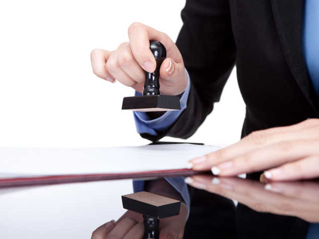 НБУ окончательно отменил обязательные печати на документах