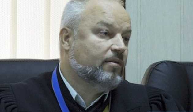 Полиция задержала охранника автостоянки, избившего судью Святошинского райсуда Киева Дячука