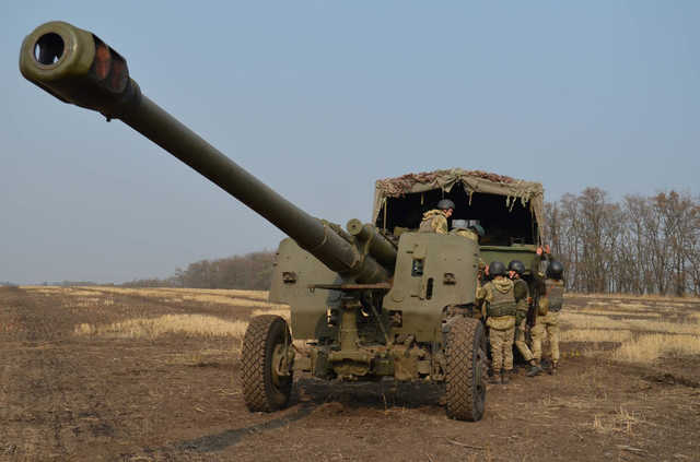 "Л/ДНР’’ нанесли новые удары на Донбассе: стало известно об ответе ВСУ